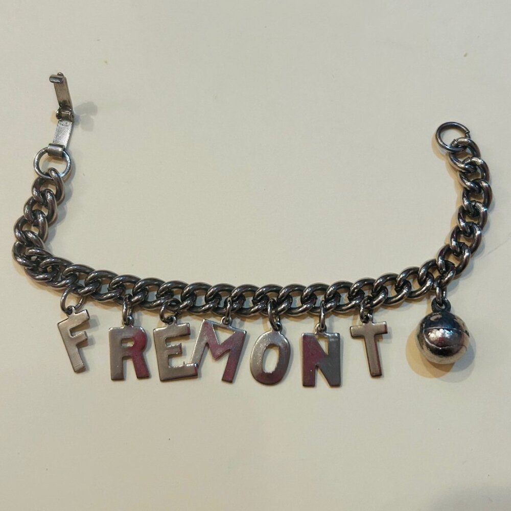 Vintage Fremont Charm Bracelet w/Ball Silver Tone